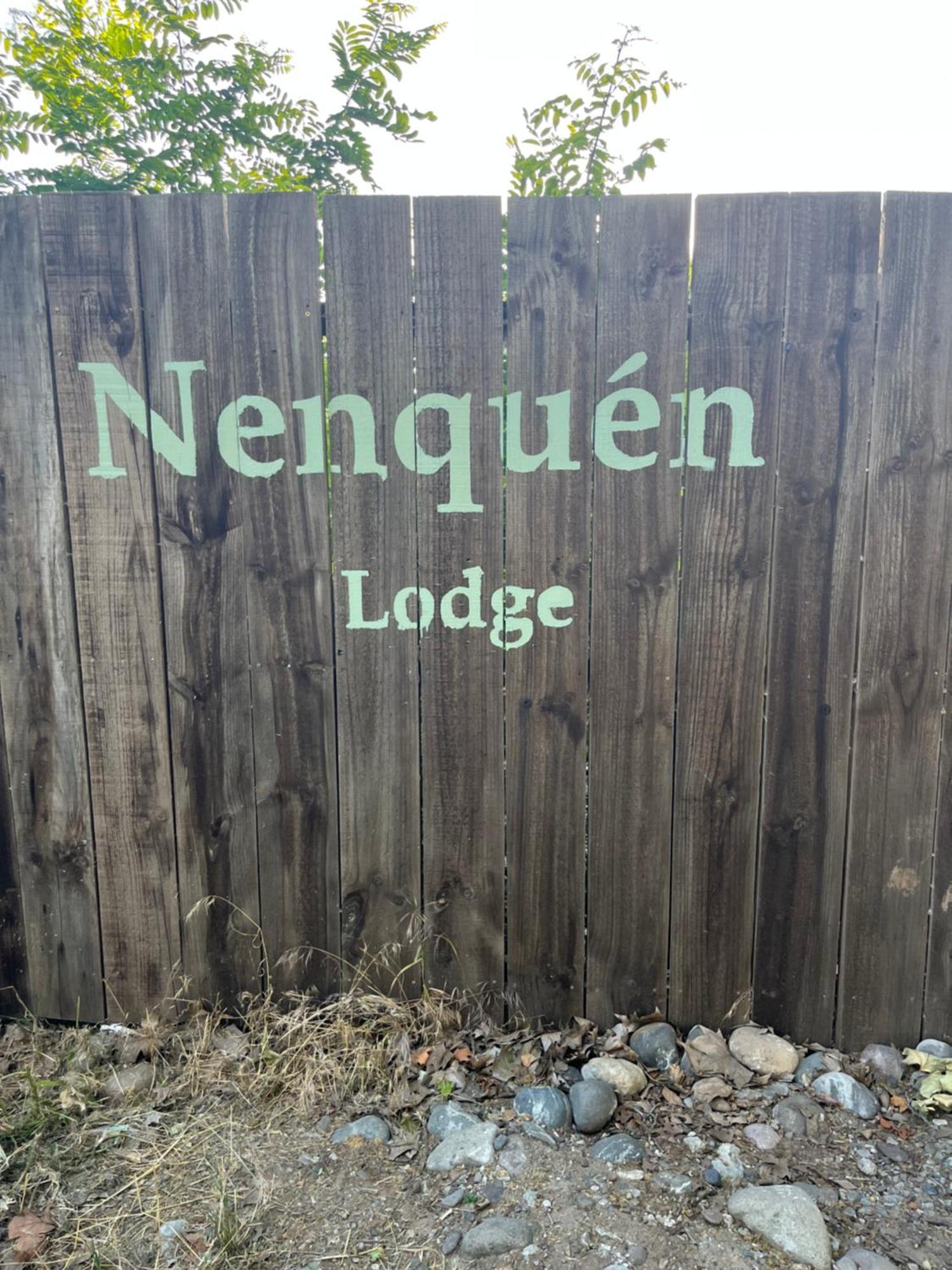 Nenquen Lodge Santa Cruz Buitenkant foto